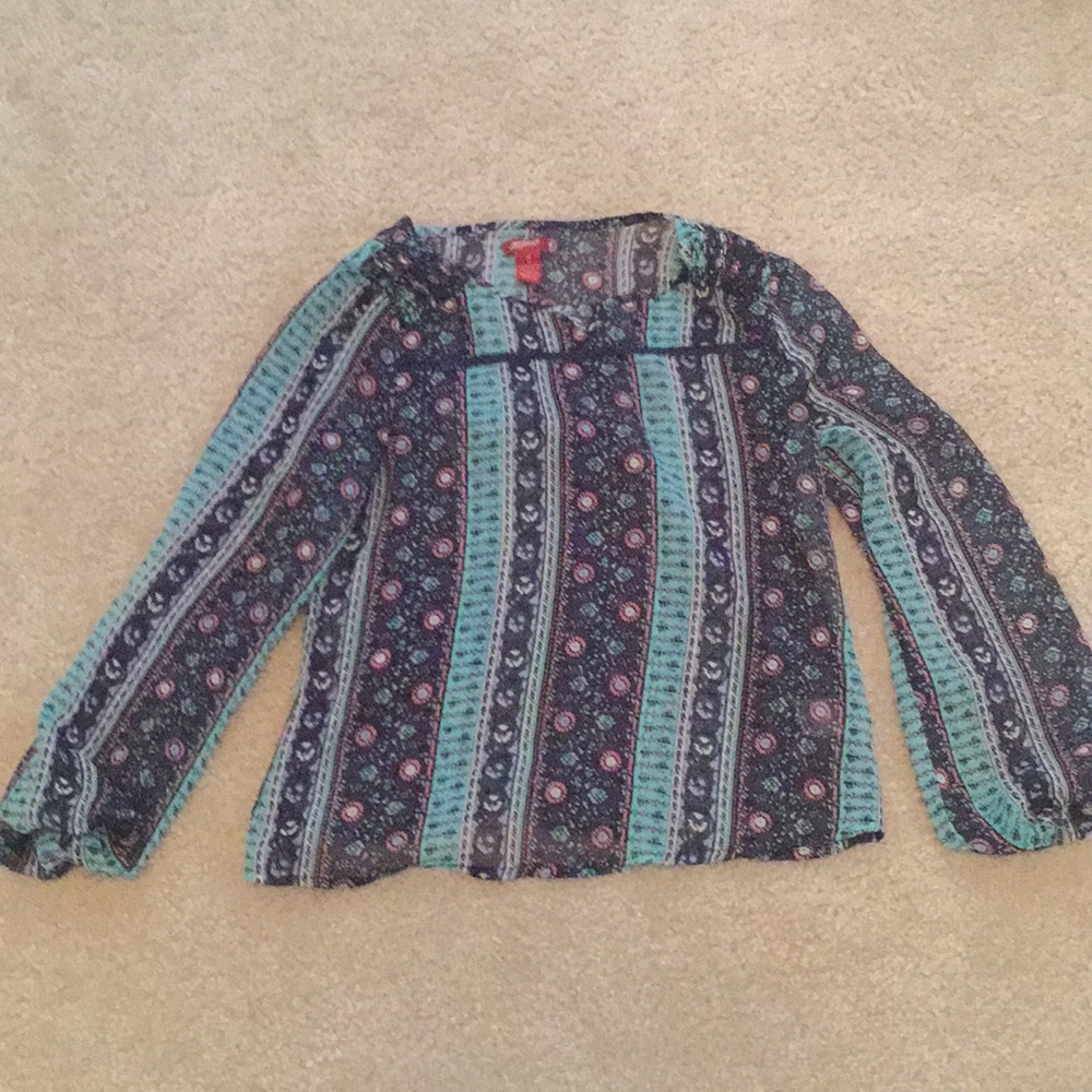 An Arizona long sleeve